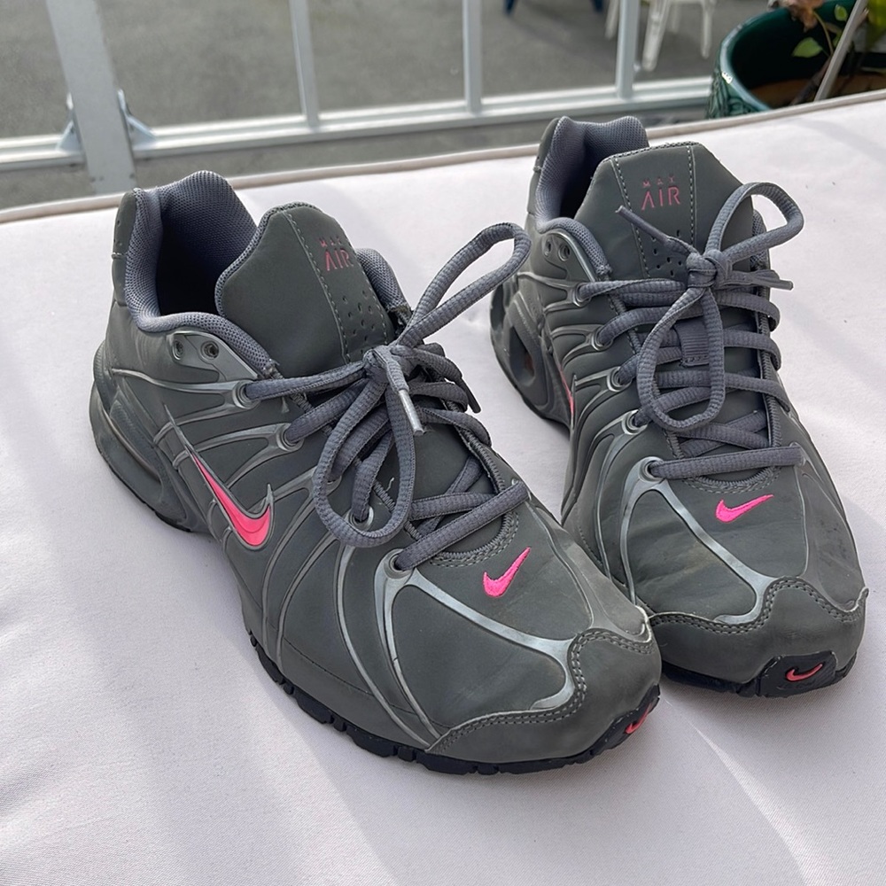 Womens Nike air max sneakers